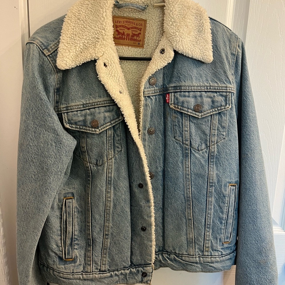 Love this but don’t wear it often. Lightly used never washed.